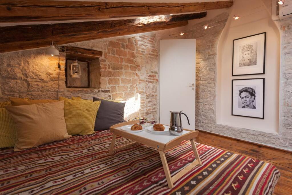 Vintage Apartment Rovinj Old Town 外观 照片